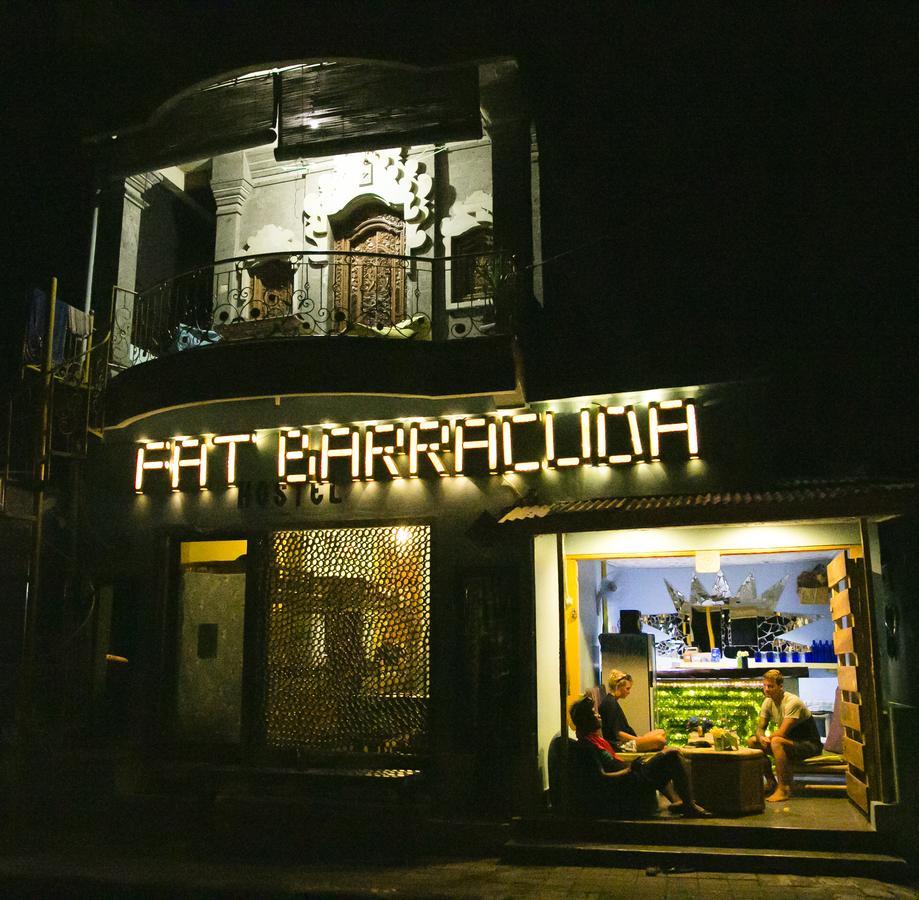 Fat Barracuda Hostel Padangbai  Εξωτερικό φωτογραφία